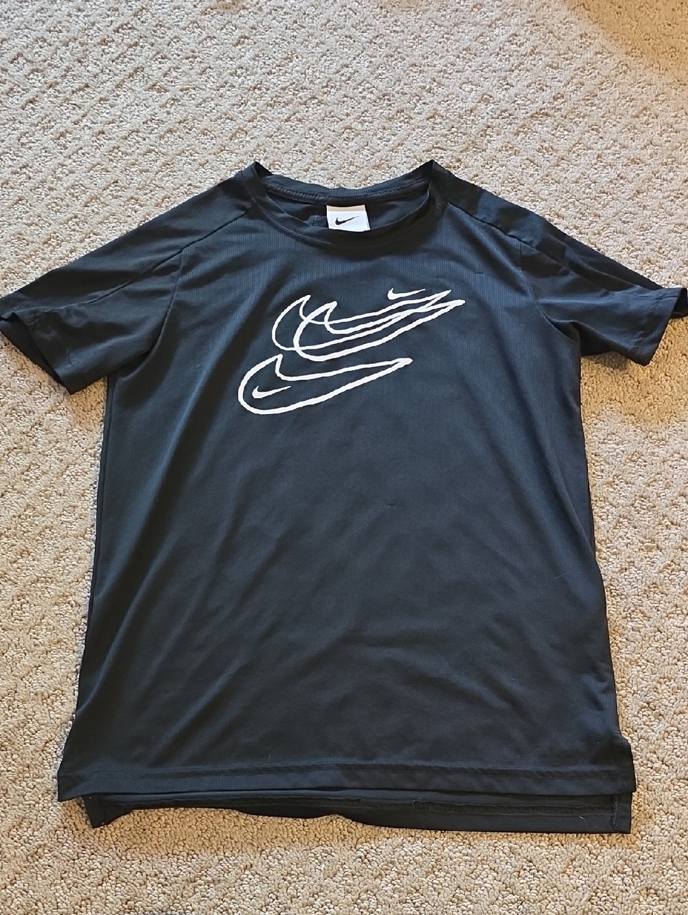 Nike Black Dri Fit Tee Boys M